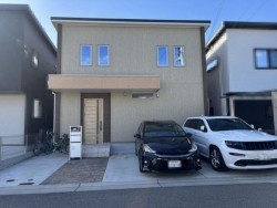 ■大池駅徒歩約11分
■マリンホーム施工大型分譲地内
■駐車場３台以上可