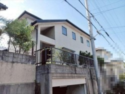 全室南向き! 全居室ペアガラス仕様! 庭に広々としたサンルームあり! 閑静な住宅地内!