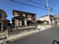 神戸市一円でお部屋を探すなら不動産情報満載のセンチュリー21ハウジング流通 ●高低差無し
●鈴蘭台駅徒歩10分
●駐車場2台分以上
●南向き
●前面道路６ｍ