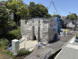 ■住宅施設充実した鈴蘭台地区の新築住宅
■神戸電鉄鈴蘭台駅徒歩6分
■耐震等級含む住宅性能表示制度7項目最高等級