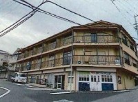 鈴蘭台西口駅徒歩1分。内装の相談が可能な物件。