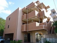 神戸市一円でお部屋を探すなら不動産情報満載のセンチュリー21ハウジング流通 オートロック、セキュリティーキー、24時間緊急コールセンター対応で安心。駐車場有。鈴蘭台駅から徒歩10分。