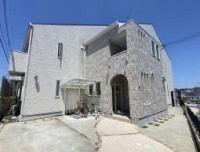 神戸市一円でお部屋を探すなら不動産情報満載のセンチュリー21ハウジング流通 鈴蘭台駅徒歩10分の女性専用ハイツ。