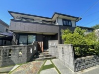 神戸市一円でお部屋を探すなら不動産情報満載のセンチュリー21ハウジング流通 事務所兼住居又は二世帯住宅に最適です！
積水ハウスのお家！
